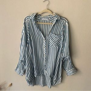 Urban Outfitters Striped Oversized Button Down Shirt in Blue and White Medium